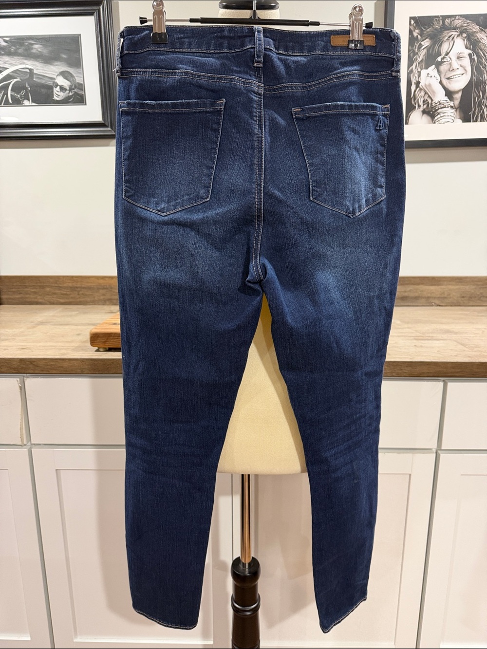 Articles of Society Dark Blue Stretch Skinny Jeans size 28 waist - Picture 2 of 8
